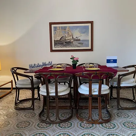 House Quadrifoglio By World